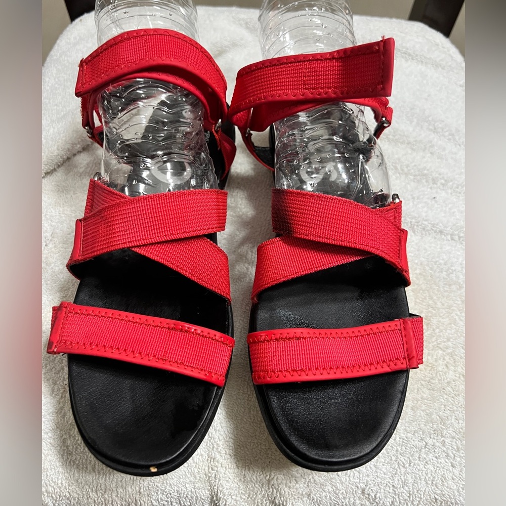 Circus by Sam Edelman Women's Red and Black Sandals size 9